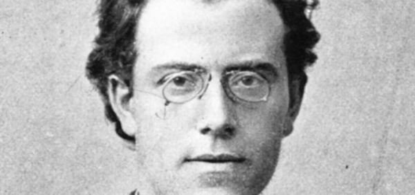 Larcher Qui Tirait Dans Le Noir Gustav Mahler Le Poing